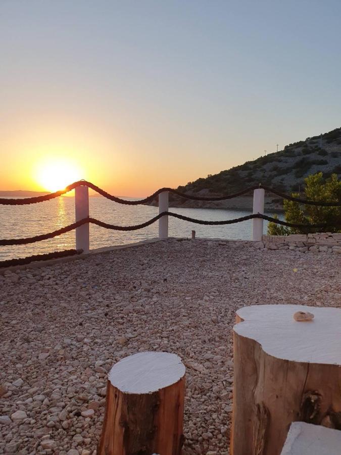 Ferienwohnung Kuca Za Odmor Seahouse Karlobag Exterior foto