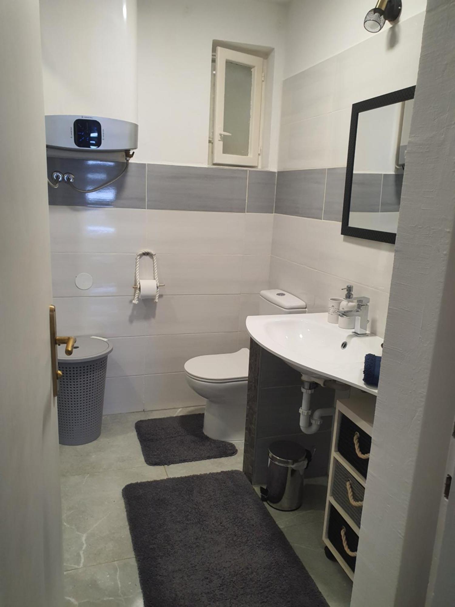 Ferienwohnung Kuca Za Odmor Seahouse Karlobag Exterior foto