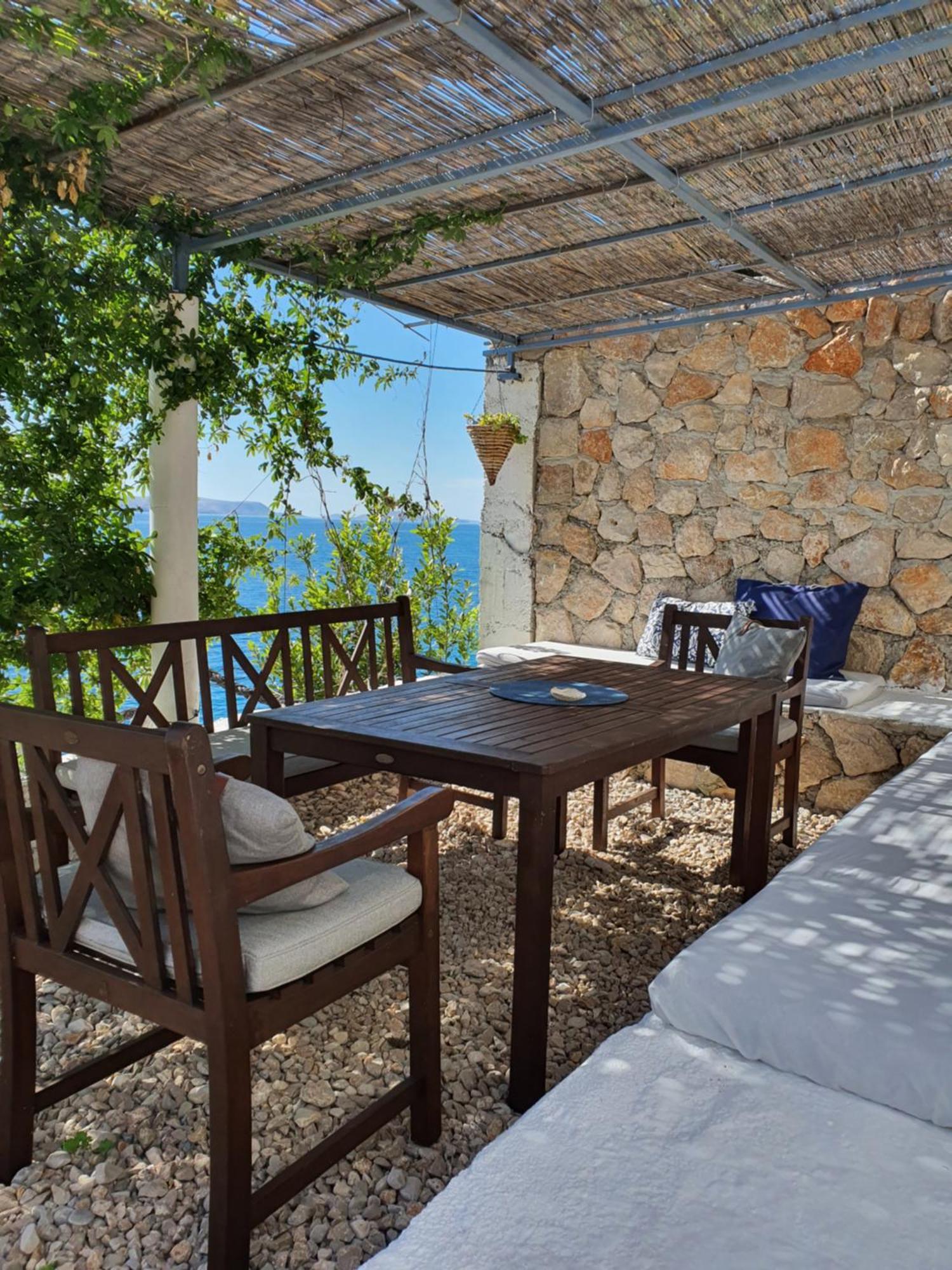 Ferienwohnung Kuca Za Odmor Seahouse Karlobag Exterior foto