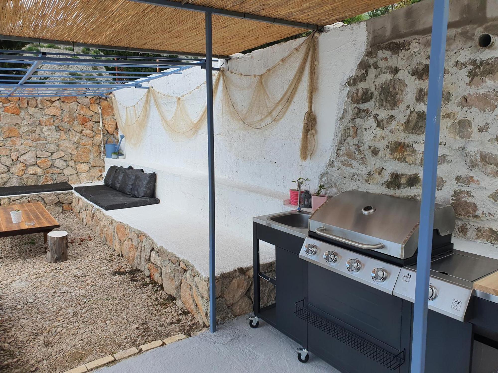 Ferienwohnung Kuca Za Odmor Seahouse Karlobag Exterior foto